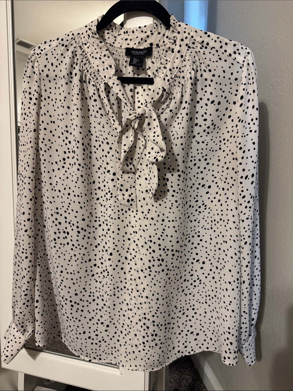 Jones New York White and Black Polka Dot Tie-Front Blouse